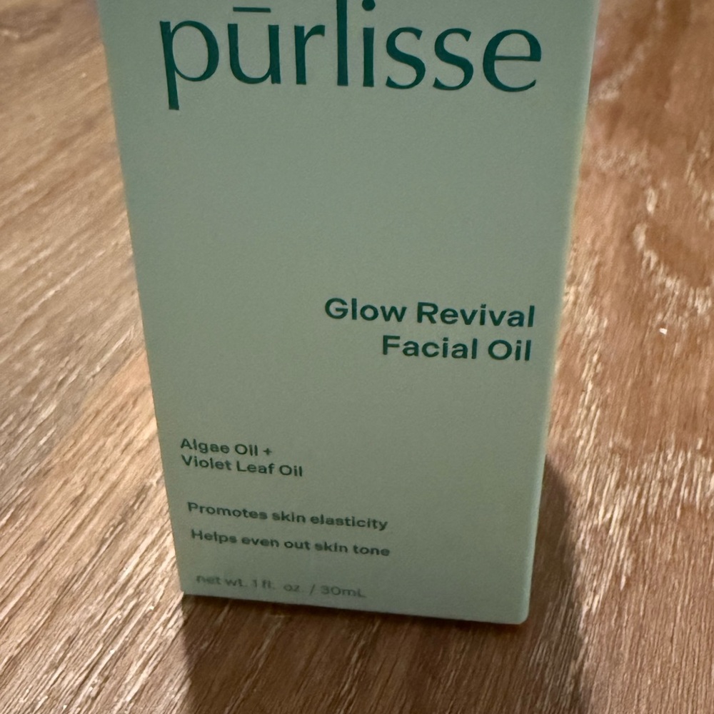 Purlisse Glow Revival Facial Oil - Soft Green